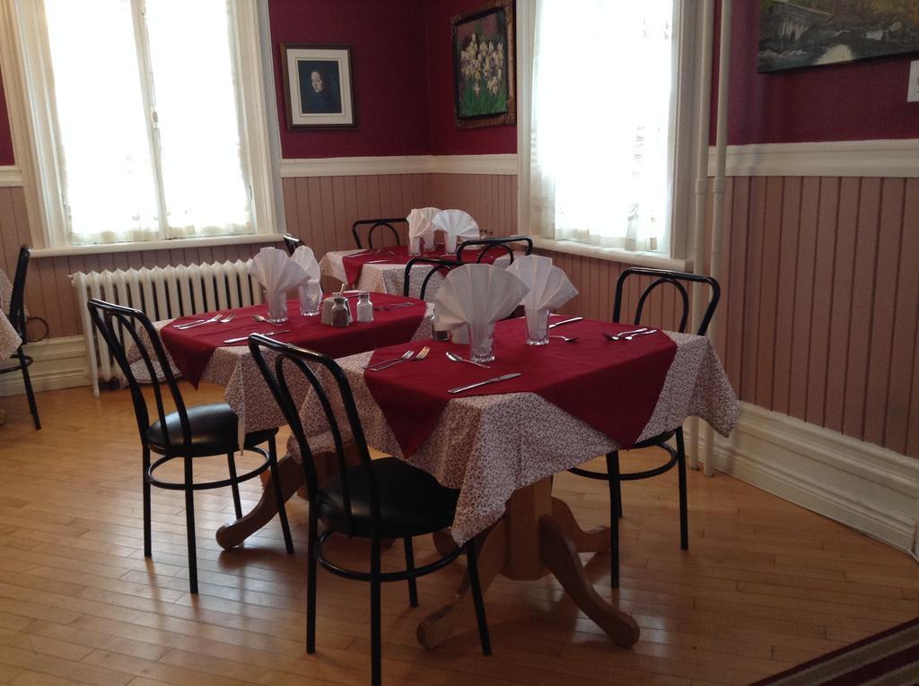 Saint-André-Avellin Gil Ann B&B 외부 사진