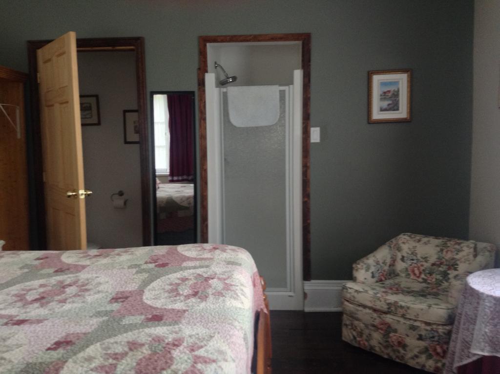 Saint-André-Avellin Gil Ann B&B 외부 사진