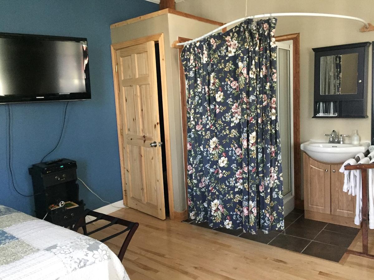 Saint-André-Avellin Gil Ann B&B 외부 사진